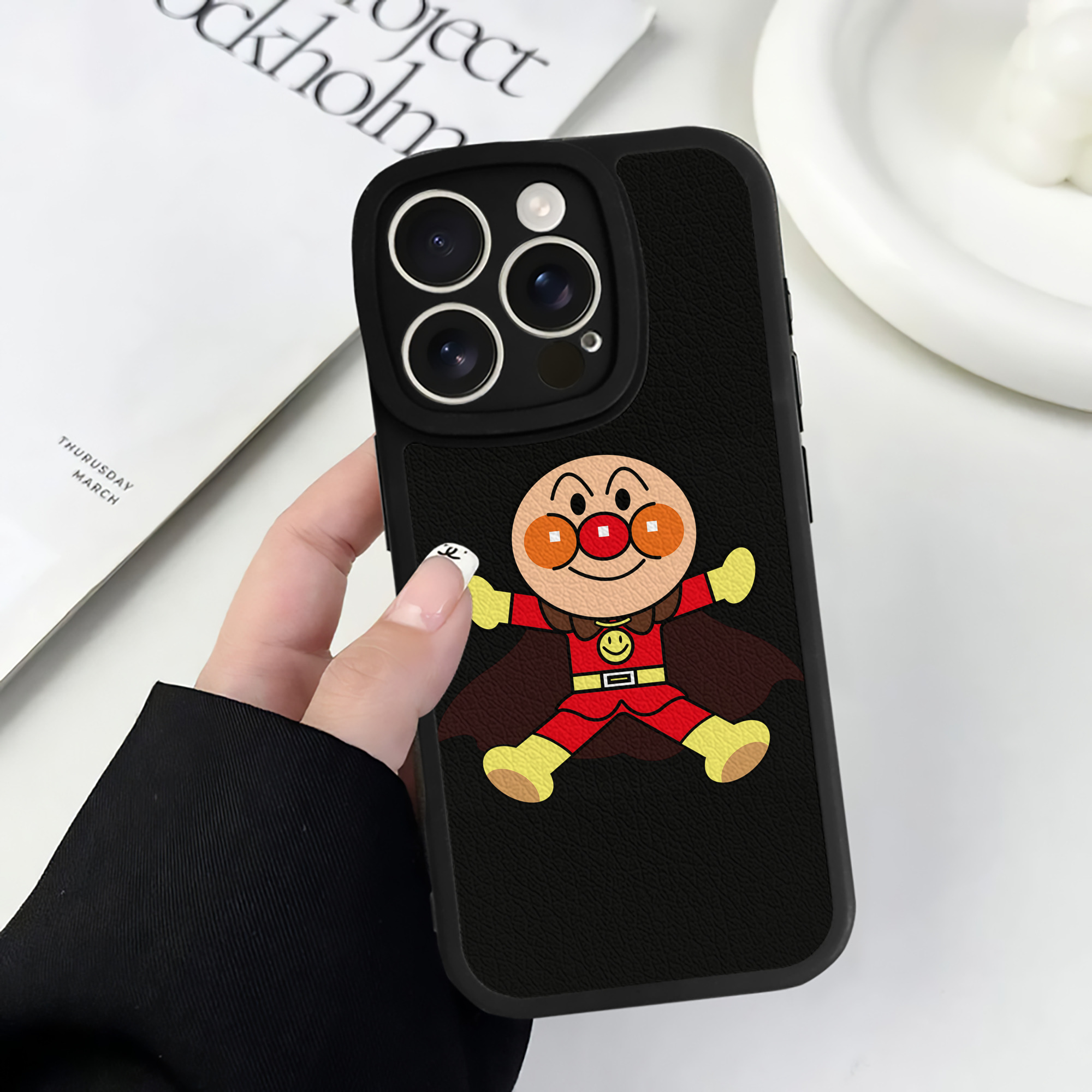 （画像用） アンパンマン Anpanman 【iPhone 16シリーズ対応】シリコンスマホケース（レザー調） 材質：シリコン